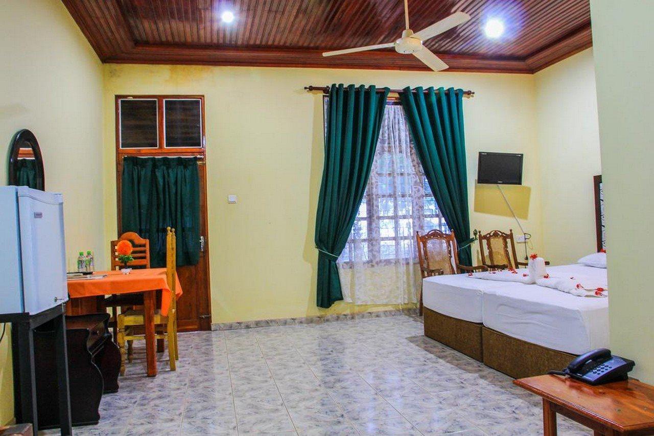 Wila Safari Hotel Tissamaharama Eksteriør billede